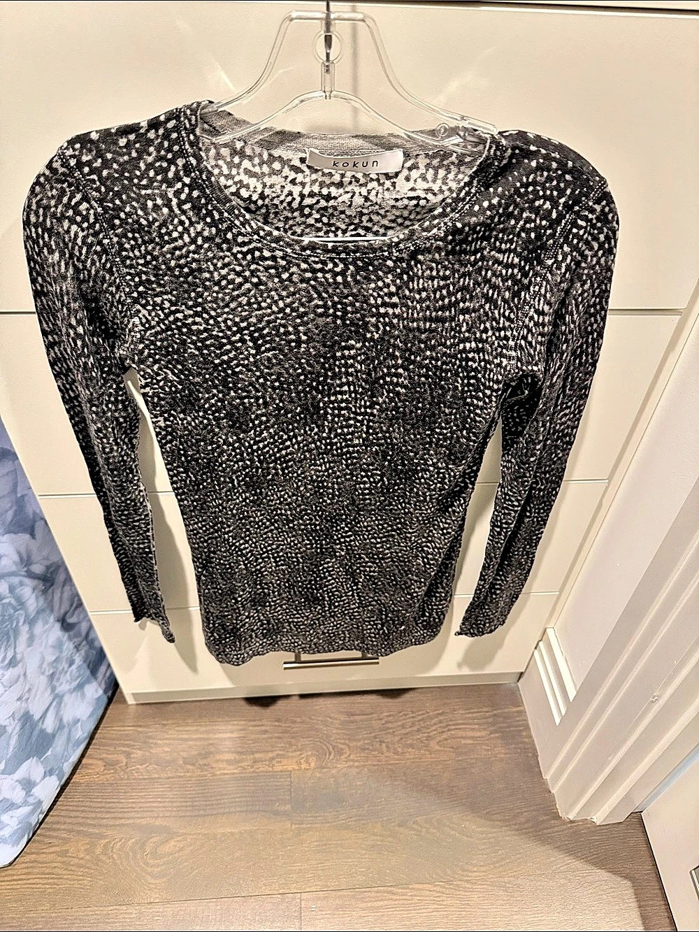 Kokun Printed Fitted Crew Animal Print Sweater Small